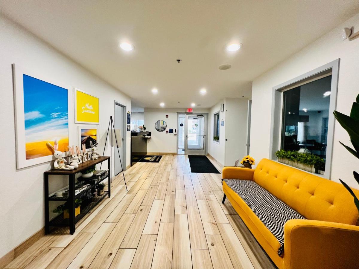 Days Inn By Wyndham Racine/Sturtevant Εξωτερικό φωτογραφία