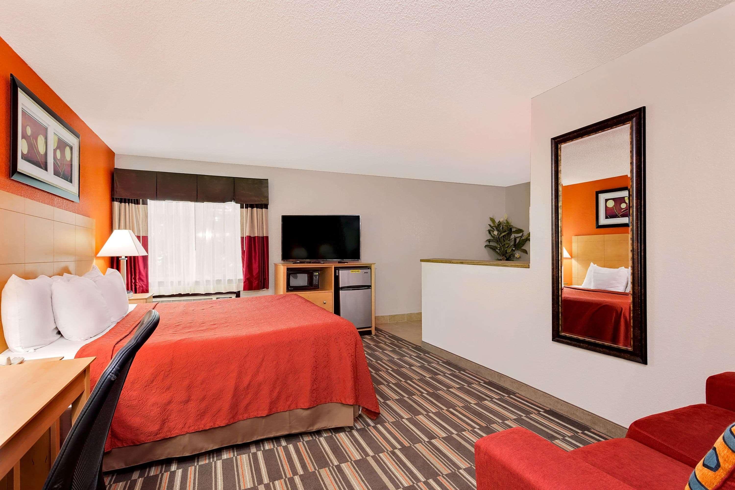 Days Inn By Wyndham Racine/Sturtevant Εξωτερικό φωτογραφία